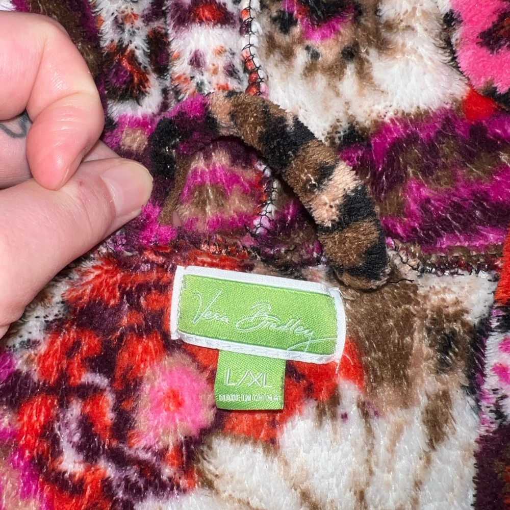 Vera Bradley Rosewood hooded fleece robe. Size L/XL. - Picture 3 of 5